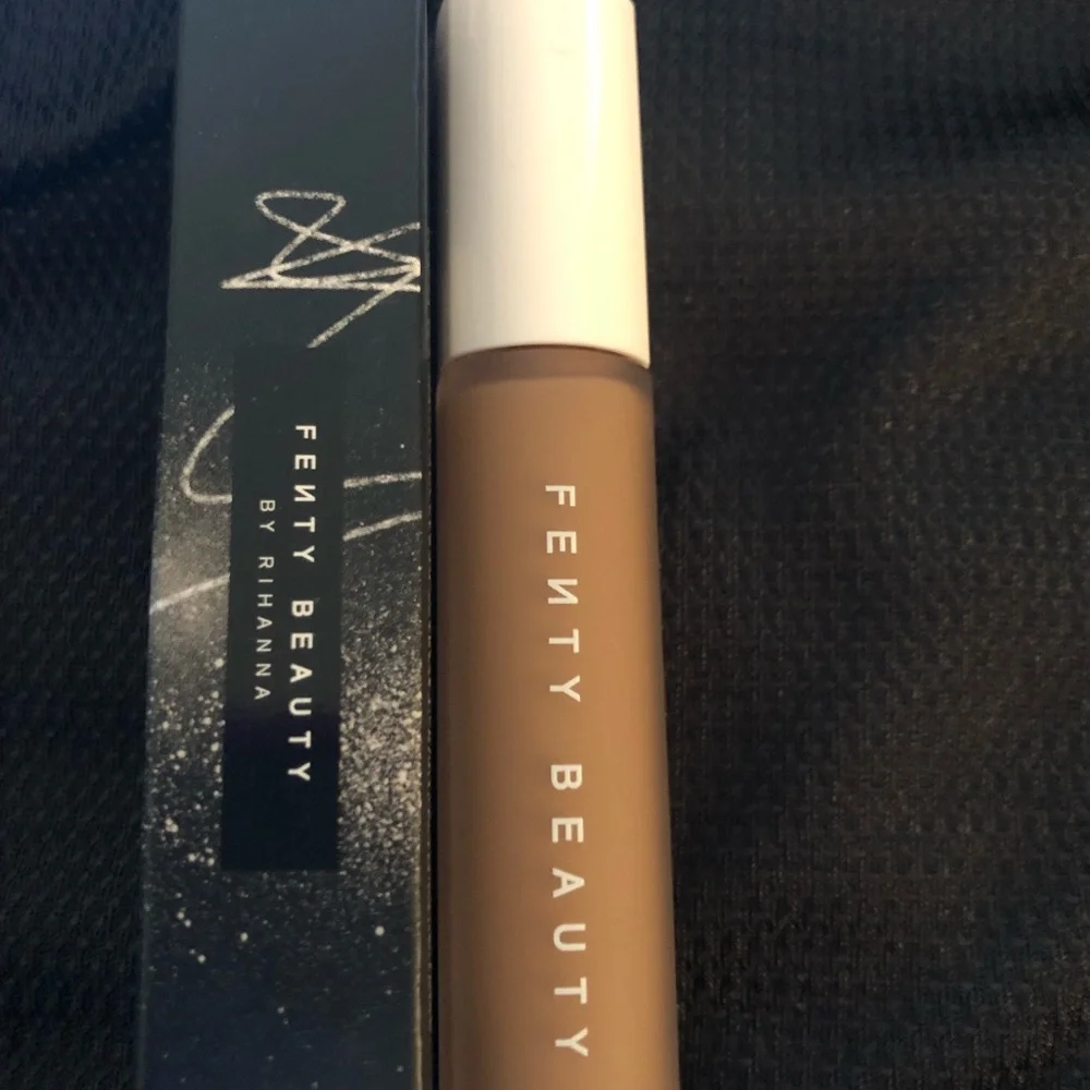 Fenty 410 Pro Filt’r Concealer